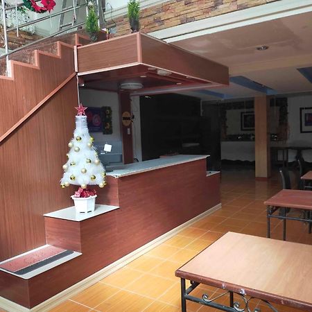 Auzone Inn Budget Hometel Daraga  Exteriör bild